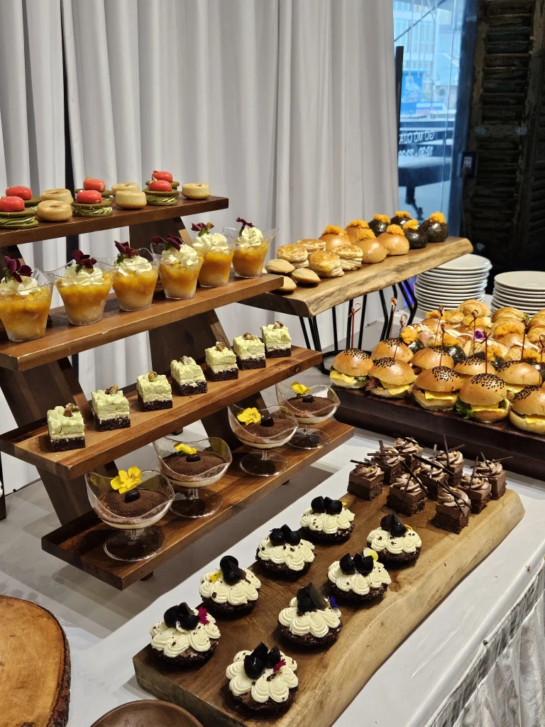 Menu tiệc teabreak tại một buổi hội thảo ở Én